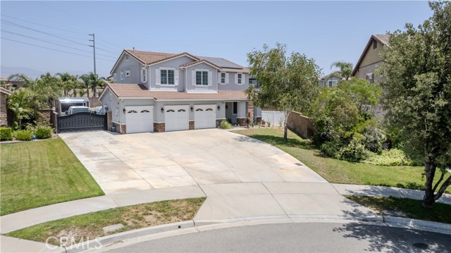 5519 Coralwood Place, Fontana, California 92336, 4 Bedrooms Bedrooms, ,2 BathroomsBathrooms,Single Family Residence,For Sale,Coralwood,CV24124098