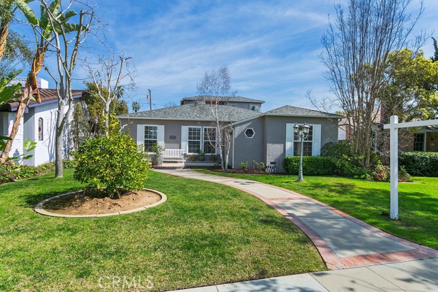 3826 Cedar Avenue, Long Beach, California 90807, 4 Bedrooms Bedrooms, ,1 BathroomBathrooms,Single Family Residence,For Sale,Cedar,OC25037498