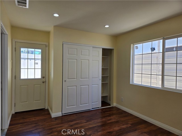 Detail Gallery Image 8 of 44 For 23395 Schoolcraft St, West Hills,  CA 91307 - 8 Beds | 5 Baths