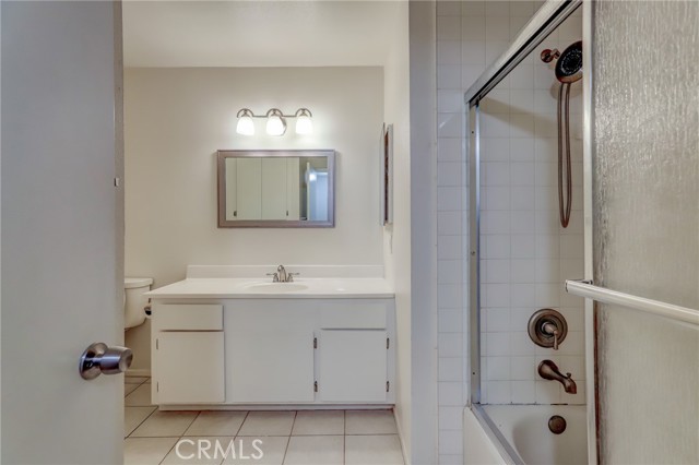 Detail Gallery Image 21 of 24 For 210 E Palmdale Ave #2,  Orange,  CA 92865 - 2 Beds | 2 Baths