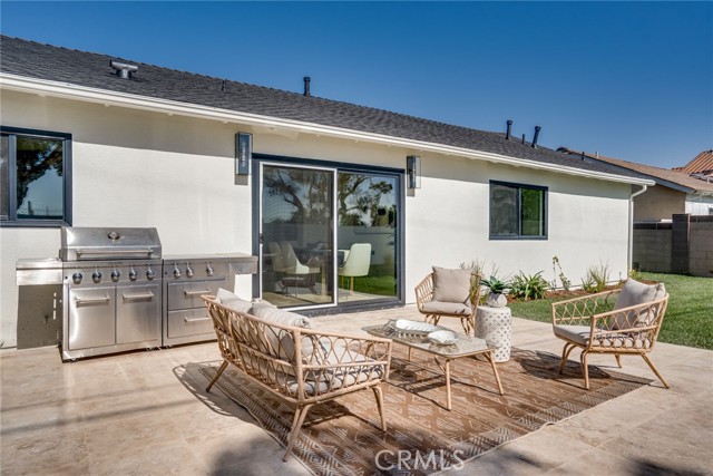 Detail Gallery Image 30 of 36 For 8342 Friesland Dr, Huntington Beach,  CA 92647 - 3 Beds | 2 Baths