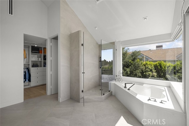 Detail Gallery Image 27 of 53 For 18177 Knoll Hill, Granada Hills,  CA 91344 - 4 Beds | 4/1 Baths