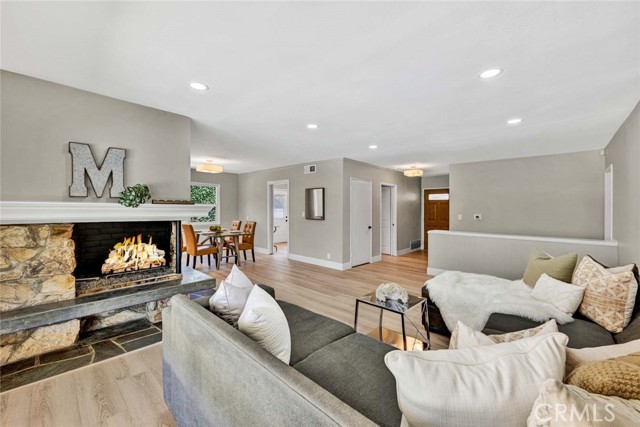 1119 N Lincoln Avenue, Fullerton CA: https://media.crmls.org/medias/9ee942e4-c471-4a25-b74d-3f99ed41c399.jpg