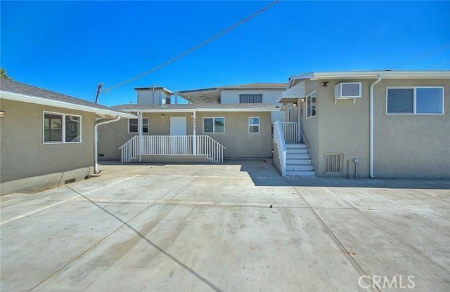 MLS# DW23058581