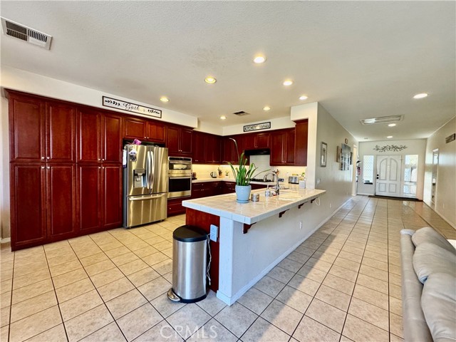 Detail Gallery Image 3 of 21 For 3884 Ash St, Lake Elsinore,  CA 92530 - 3 Beds | 2 Baths