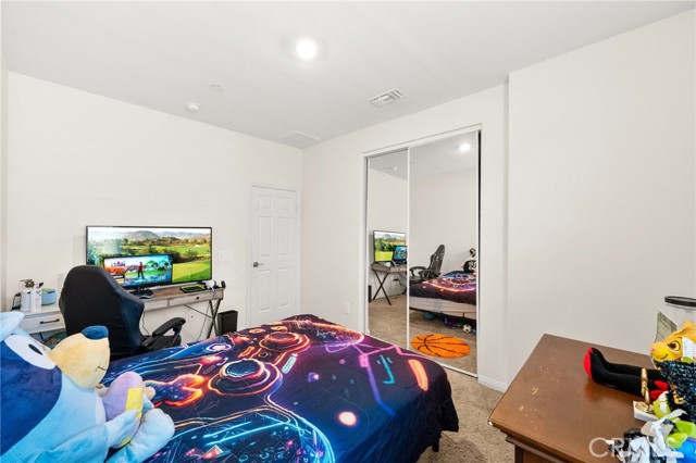 27108 Oncore Drive, Menifee CA: https://media.crmls.org/medias/9eeae990-aebc-47e3-bfd3-12fc34ffb7cf.jpg