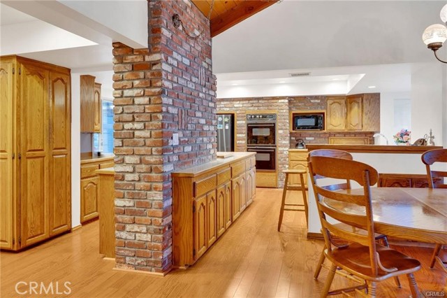 Detail Gallery Image 41 of 73 For 1146 Sandhurst Ln, La Verne,  CA 91750 - 6 Beds | 4 Baths