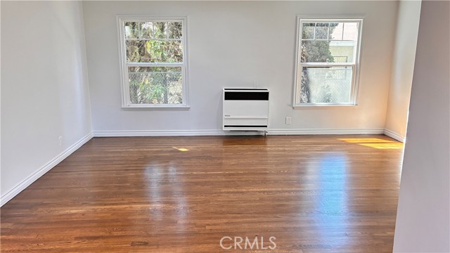 5422 Glen Ellen Place, Los Angeles CA: https://media.crmls.org/medias/9eec7591-46bb-4aa7-98ed-f4fb943b1f71.jpg