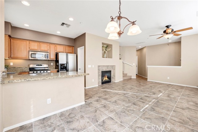Detail Gallery Image 10 of 34 For 41688 Timberwood Ave #3,  Murrieta,  CA 92562 - 2 Beds | 2/1 Baths