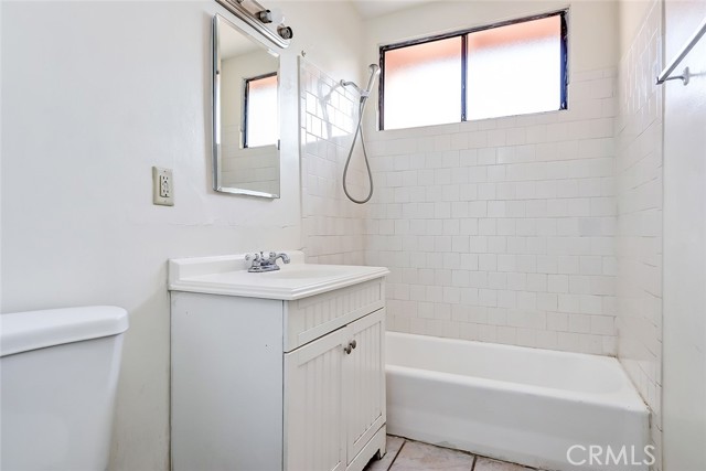 2704 182nd Street, Redondo Beach, California 90278, 3 Bedrooms Bedrooms, ,1 BathroomBathrooms,Residential,Sold,182nd,SB21212464