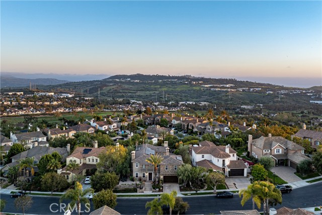 18 Calle Pacifica, San Clemente CA: https://media.crmls.org/medias/9eef7273-7f29-4834-b891-56bf7348a200.jpg