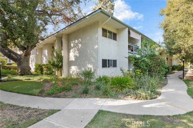 Detail Gallery Image 3 of 34 For 23643 Park Capri #39,  Calabasas,  CA 91302 - 3 Beds | 2 Baths