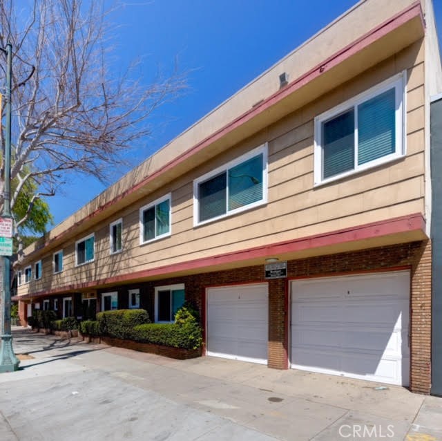 Detail Gallery Image 2 of 15 For 819 E 4th St #4,  Long Beach,  CA 90802 - 1 Beds | 1 Baths