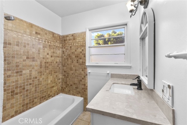 Detail Gallery Image 41 of 52 For 7647 Pickering, Whittier,  CA 90602 - 3 Beds | 3 Baths