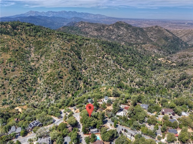 Detail Gallery Image 39 of 49 For 27026 Overlook Ln, Lake Arrowhead,  CA 92352 - 2 Beds | 1/1 Baths