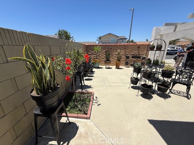 23510 Kentworthy Avenue, Harbor City CA: https://media.crmls.org/medias/9ef4f256-f026-4f31-8655-a89c3de6dda6.jpg