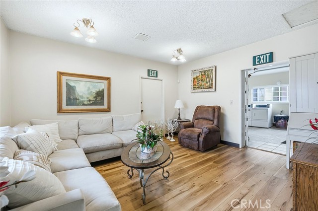 Detail Gallery Image 18 of 25 For 1630 W Covina Bld #7,  San Dimas,  CA 91773 - 3 Beds | 2 Baths