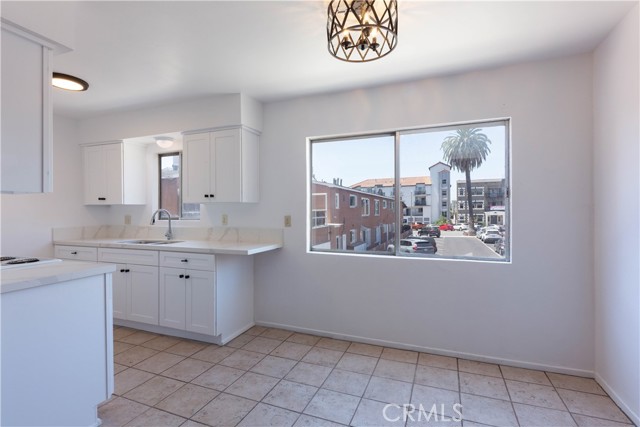 Detail Gallery Image 3 of 14 For 335 Cedar Ave #108,  Long Beach,  CA 90802 - 2 Beds | 2 Baths