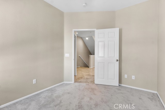 Detail Gallery Image 24 of 38 For 14665 Sherman Way, Van Nuys,  CA 91405 - 3 Beds | 3 Baths