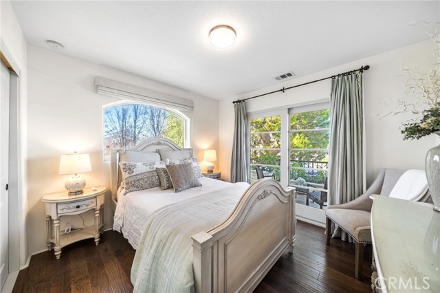 Detail Gallery Image 43 of 66 For 2301 Pacific Dr, Corona Del Mar,  CA 92625 - 4 Beds | 3/1 Baths