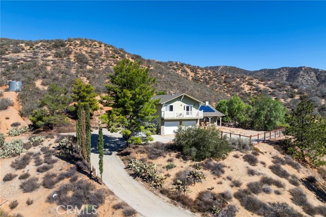 Detail Gallery Image 4 of 42 For 35607 Red Rover Mine, Acton,  CA 93510 - 5 Beds | 3 Baths