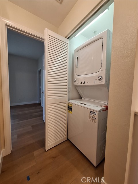 Detail Gallery Image 14 of 19 For 19 Perennial, Irvine,  CA 92603 - 2 Beds | 2/1 Baths