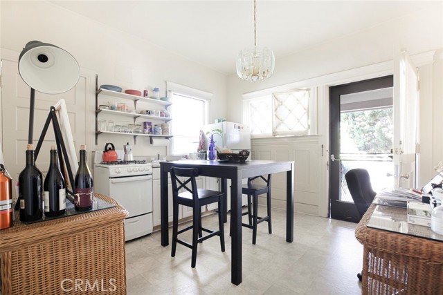 Detail Gallery Image 51 of 61 For 325 S Los Robles Ave, Pasadena,  CA 91101 - – Beds | – Baths