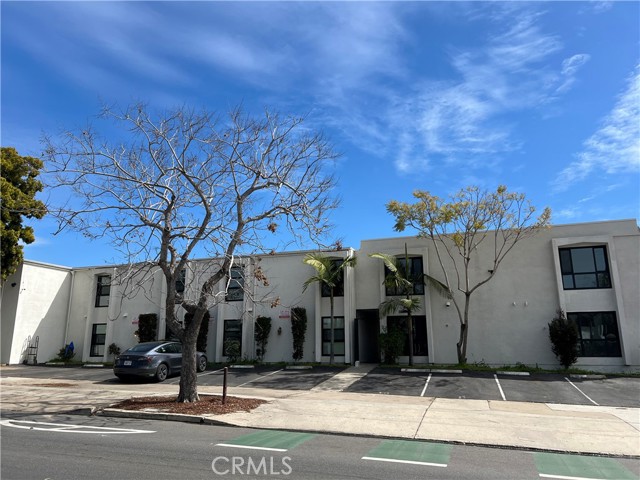 6679 Linda Vista Road # 7, San Diego, California 92111, 1 Bedroom Bedrooms, ,1 BathroomBathrooms,Residential Lease,For Rent,6679 Linda Vista Road # 7,CRPW24237424