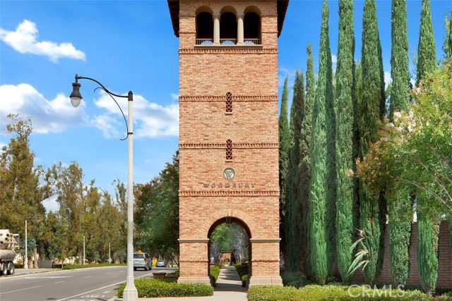 20 Townsend, Irvine CA: https://media.crmls.org/medias/9ef8632a-954d-4f99-ac4a-71ae7a5ca8b1.jpg