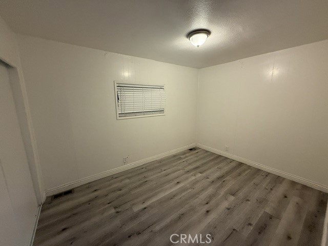 https://media.crmls.org/medias/9ef95bc3-3df1-4248-9a11-880367b9a599.jpg?preset=X-Large