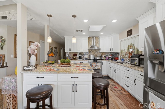 Detail Gallery Image 6 of 22 For 1919 W Coronet Ave #193, Anaheim,  CA 92801 - 3 Beds | 2 Baths