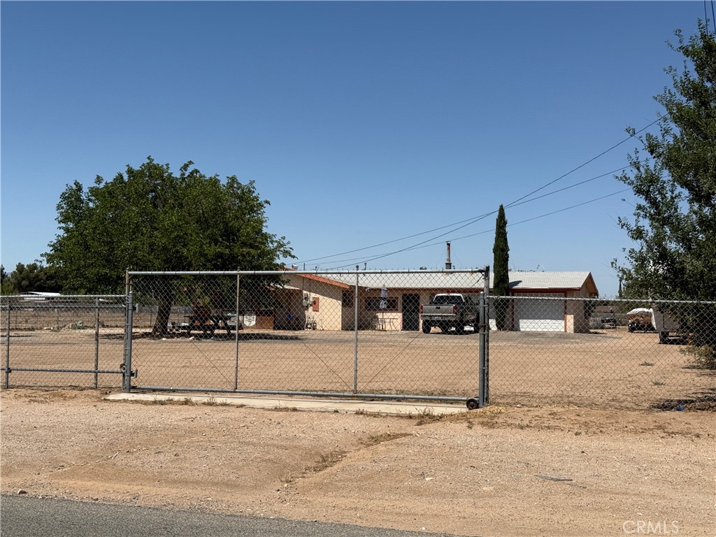 11222 Pinon Avenue