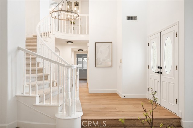 Image 8 of 65 For 18571 Buena Vista