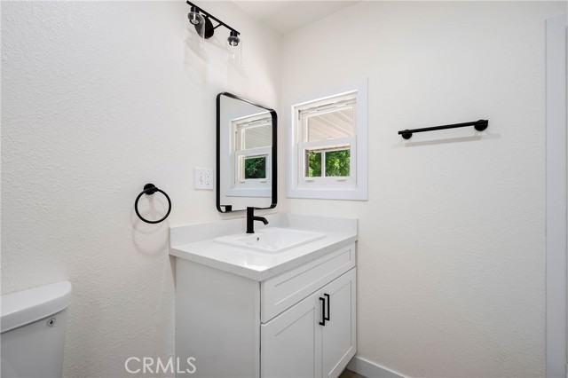 9742 Bonham Road, Lower Lake CA: https://media.crmls.org/medias/9efc905f-6299-43f7-9d70-5eaebf2502c5.jpg