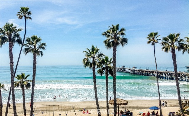 1699 Calle De Los Alamos, San Clemente CA: https://media.crmls.org/medias/9efc96d5-8c5a-4add-bc98-f14d18d07b17.jpg