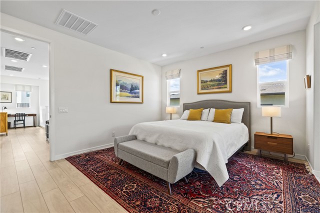 27774 Marquee Drive, Valencia CA: https://media.crmls.org/medias/9efcca50-d14b-4f63-a8fe-dafd2df0fea0.jpg