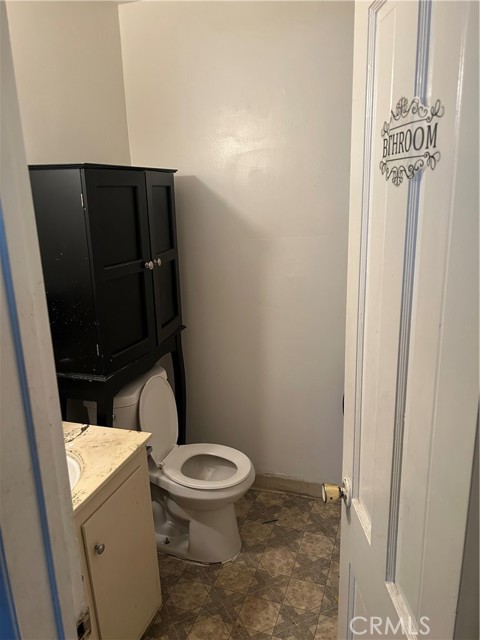 12532 Cranbrook Avenue, Hawthorne CA: https://media.crmls.org/medias/9efcec68-fcb4-42e4-ae5a-822d2c306a60.jpg