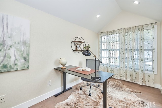 Detail Gallery Image 17 of 48 For 950 S Rim Crest Dr #12,  Anaheim Hills,  CA 92807 - 2 Beds | 2/1 Baths