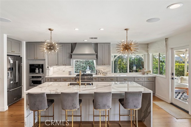 Detail Gallery Image 6 of 34 For 7153 Helmsdale, West Hills,  CA 91307 - 3 Beds | 2/1 Baths