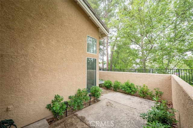 Detail Gallery Image 20 of 28 For 24009 Arroyo Park Dr #54,  Valencia,  CA 91355 - 2 Beds | 2/1 Baths