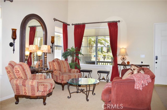 Detail Gallery Image 14 of 75 For 13622 Canyon Crest Rd, Yucaipa,  CA 92399 - 5 Beds | 3 Baths