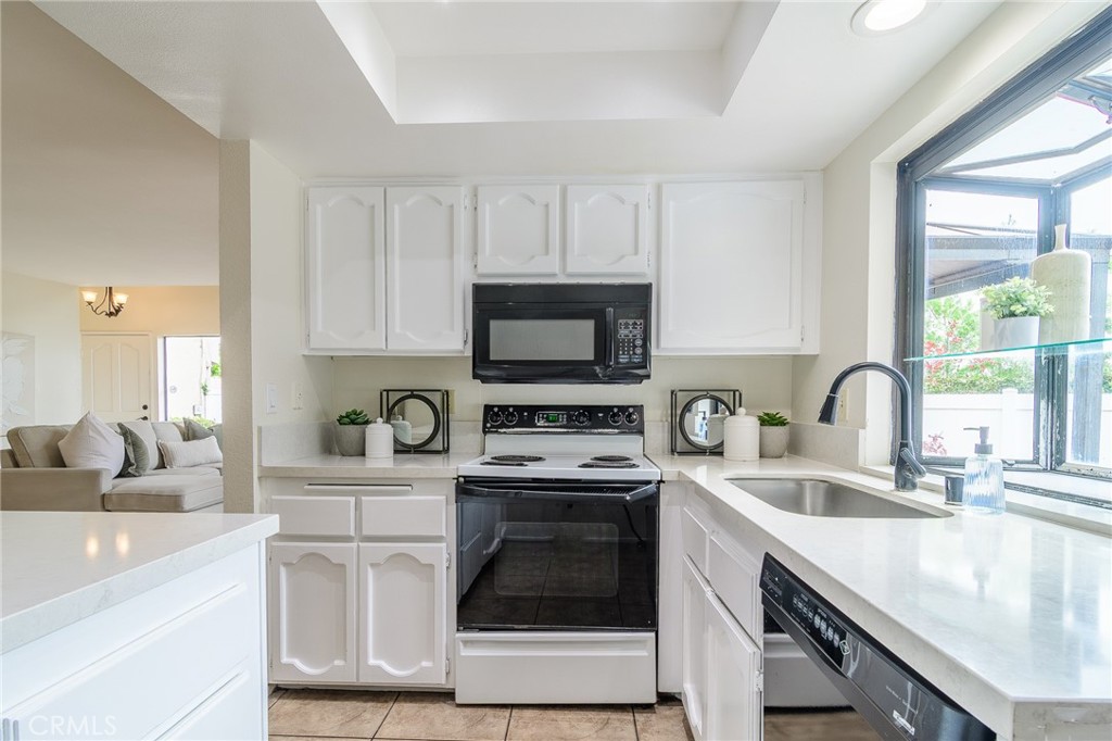 MLS #OC26158353 image #13