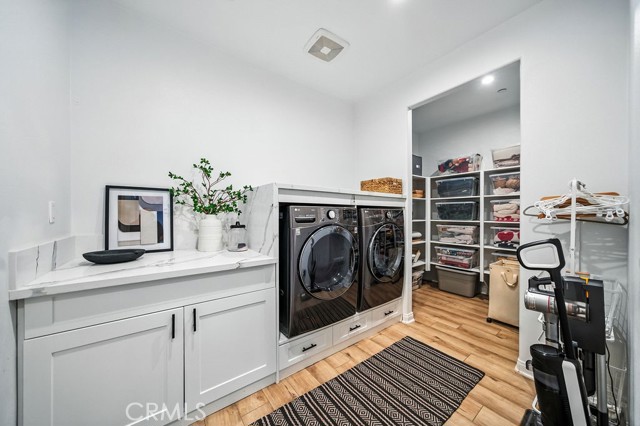Detail Gallery Image 18 of 70 For 2428 Monroe Pl, Escondido,  CA 92027 - 4 Beds | 3/1 Baths