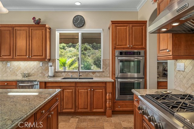 Detail Gallery Image 17 of 50 For 36505 Calle De Lobo, Murrieta,  CA 92562 - 4 Beds | 4/1 Baths