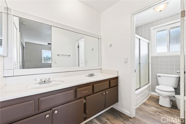 Detail Gallery Image 9 of 29 For 2115 Ohio, Signal Hill,  CA 90755 - 2 Beds | 2 Baths