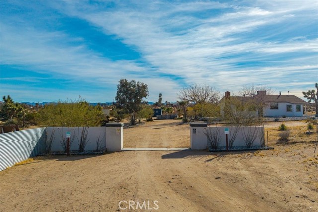 Detail Gallery Image 69 of 74 For 59427 La Crescenta Dr, Yucca Valley,  CA 92284 - 2 Beds | 1 Baths