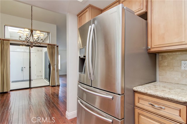 8566 Fallbrook Circle, Huntington Beach CA: https://media.crmls.org/medias/9eff926e-b433-4ab0-97a1-82048c41b059.jpg