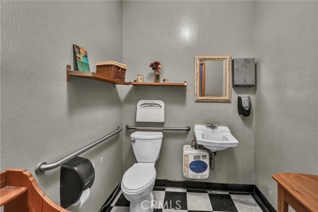 0, Cobb CA: https://media.crmls.org/medias/9f00286f-5ee9-43a6-a6f2-ef6037f3b682.jpg
