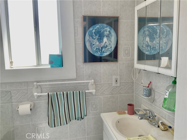 68919 Kachina Drive, 29 Palms CA: https://media.crmls.org/medias/9f00c653-a312-453a-af2f-8b523c43a65d.jpg