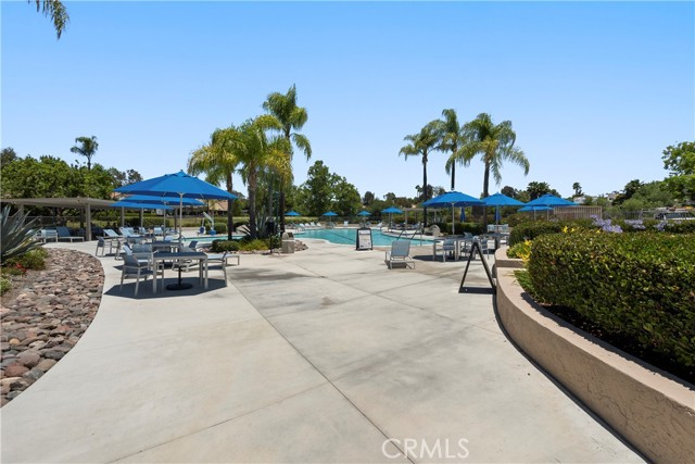 23998 Via Astuto, Murrieta CA: https://media.crmls.org/medias/9f012590-f9e3-49ef-900a-7d44dc30abfa.jpg